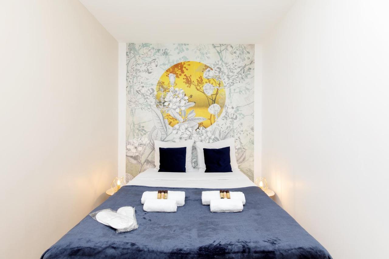 Lumiere Yourhosthelper كان المظهر الخارجي الصورة